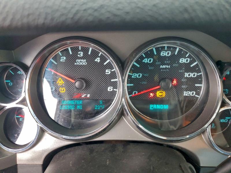 Zdjęcie 9 z aukcji – 2010 CHEVROLET SILVERADO z VIN 1GCSKSE33AZ264666