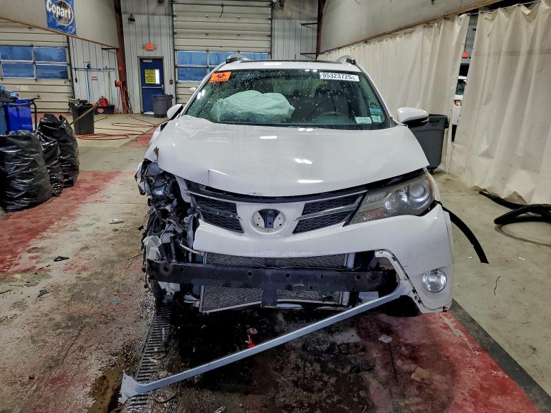 Photo 5 from auction – 2013 TOYOTA RAV4 XLE with VIN JTMRFREV1DD031335