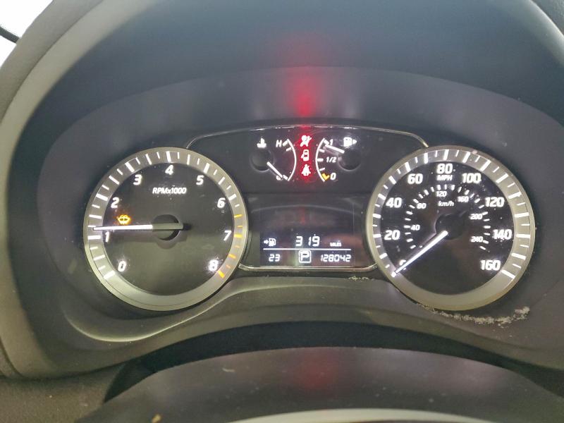 Photo 9 from auction – 2014 NISSAN SENTRA S with VIN 3N1AB7AP9EY209451