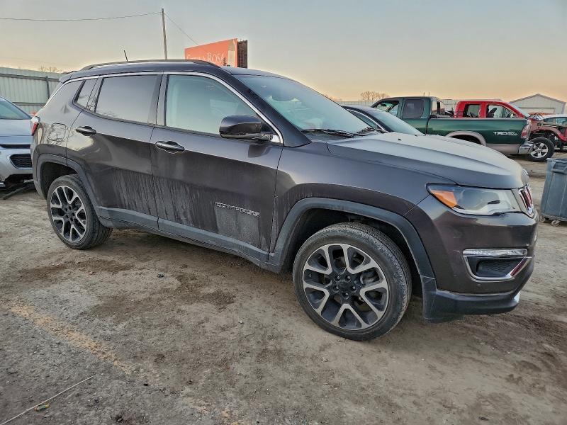 Photo 4 from auction – 2018 JEEP COMPASS LI with VIN 3C4NJDCB7JT349829