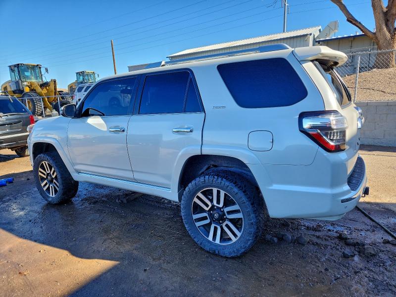 Photo 2 from auction – 2015 TOYOTA 4RUNNER SR with VIN JTEBU5JR9F5204942