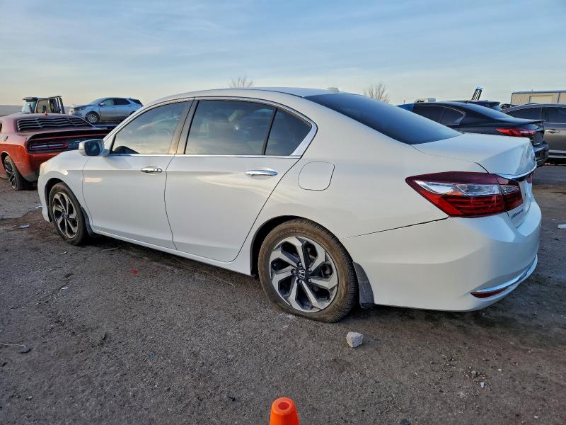 Photo 2 from auction – 2017 HONDA ACCORD EXL with VIN 1HGCR2F98HA217291
