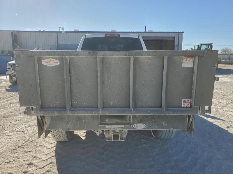 Photo 6 from auction – 2016 RAM 2500 SLT with VIN 3C6UR5JL5GG229901