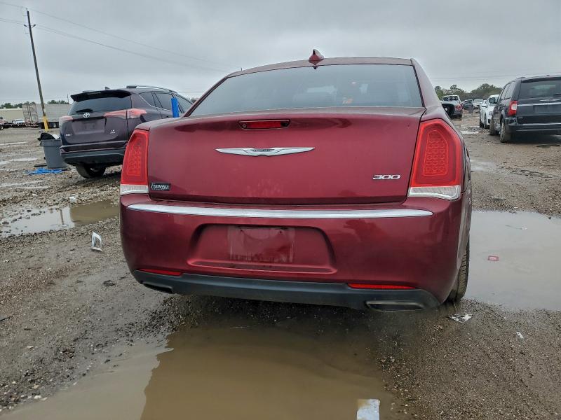 Photo 6 from auction – 2018 CHRYSLER 300 TOURIN with VIN 2C3CCAAG7JH208285