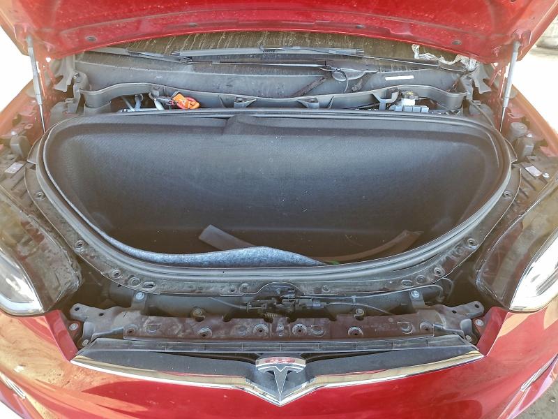 Photo 12 from auction – 2019 TESLA MODEL X with VIN 5YJXCBE42KF200217