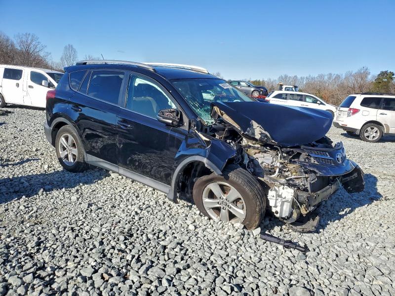 Photo 4 from auction – 2015 TOYOTA RAV4 with VIN 2T3WFREV4FW195946
