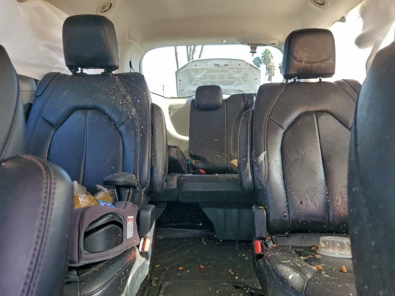 Photo 10 from auction – 2020 CHRYSLER PACIFICA T with VIN 2C4RC1BG4LR139511