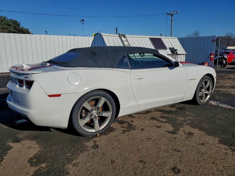 Photo 3 from auction – 2011 CHEVROLET CAMARO LT with VIN 2G1FC3DD1B9209376
