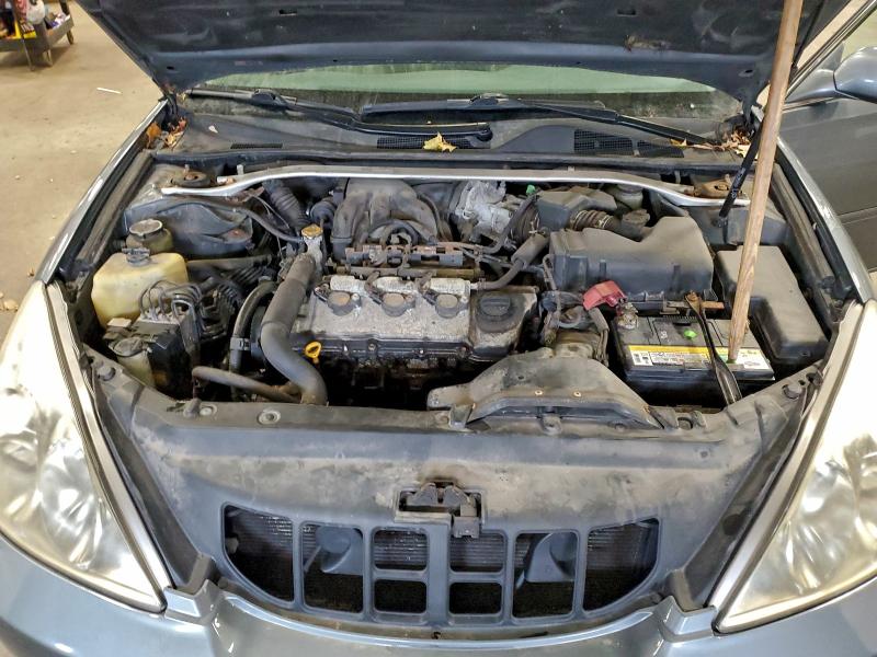 Photo 11 from auction – 2005 LEXUS ES 330 with VIN JTHBA30G055104162
