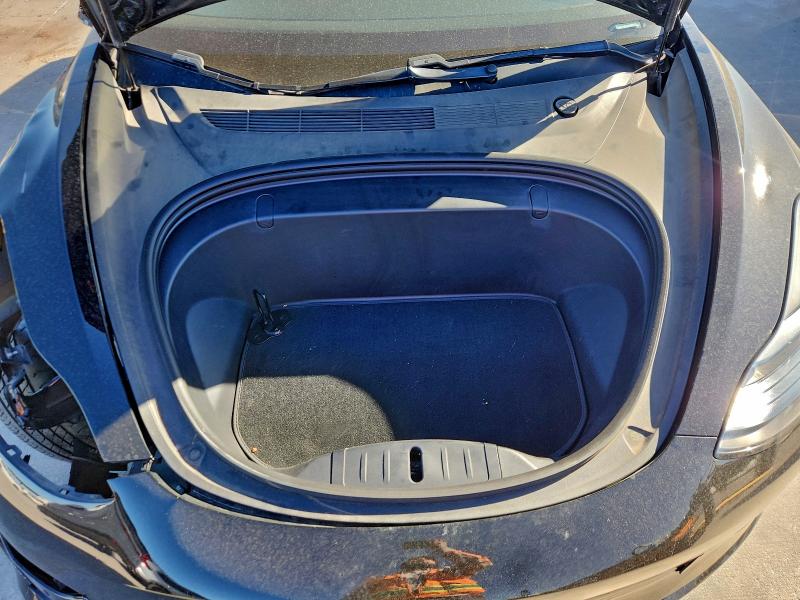 Photo 11 from auction – 2018 TESLA MODEL 3 with VIN 5YJ3E1EA2JF176427