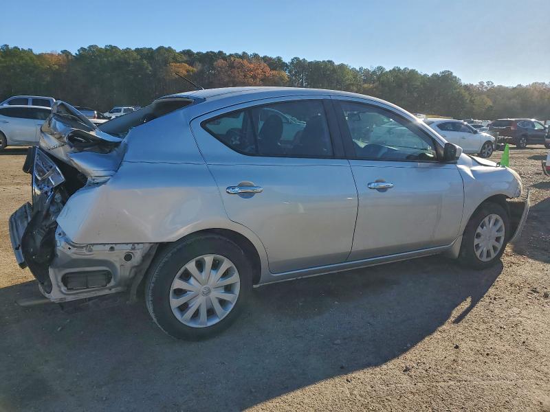 Photo 3 from auction – 2016 NISSAN VERSA S with VIN 3N1CN7AP8GL862417