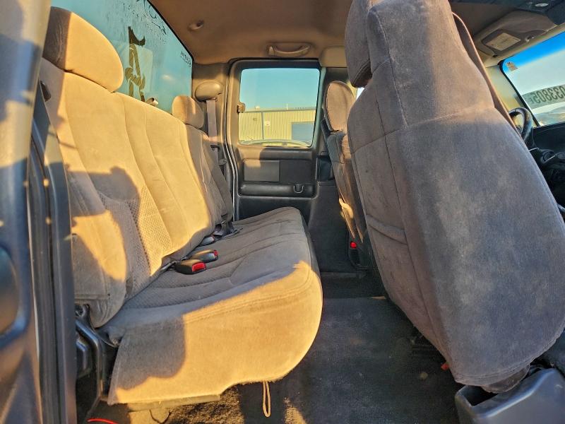 Photo 10 from auction – 2001 CHEVROLET SILVERADO with VIN 1GCHK29U81E240593