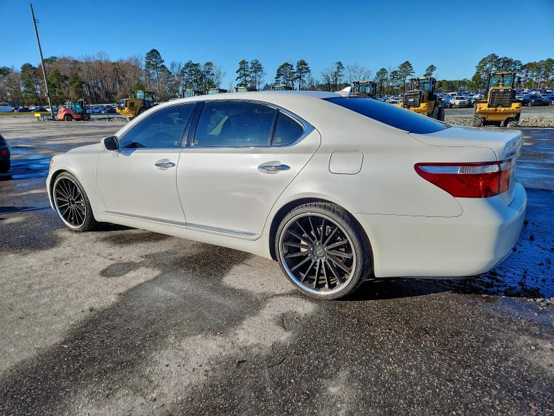 Photo 2 from auction – 2008 LEXUS LS 460L with VIN JTHGL46F885025721
