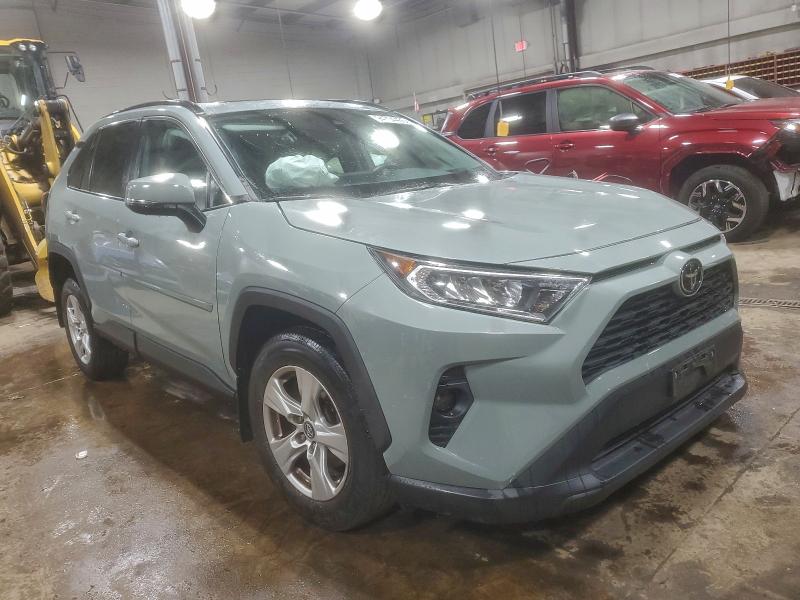 Photo 4 from auction – 2020 TOYOTA RAV4 XLE with VIN 2T3P1RFVXLC087958