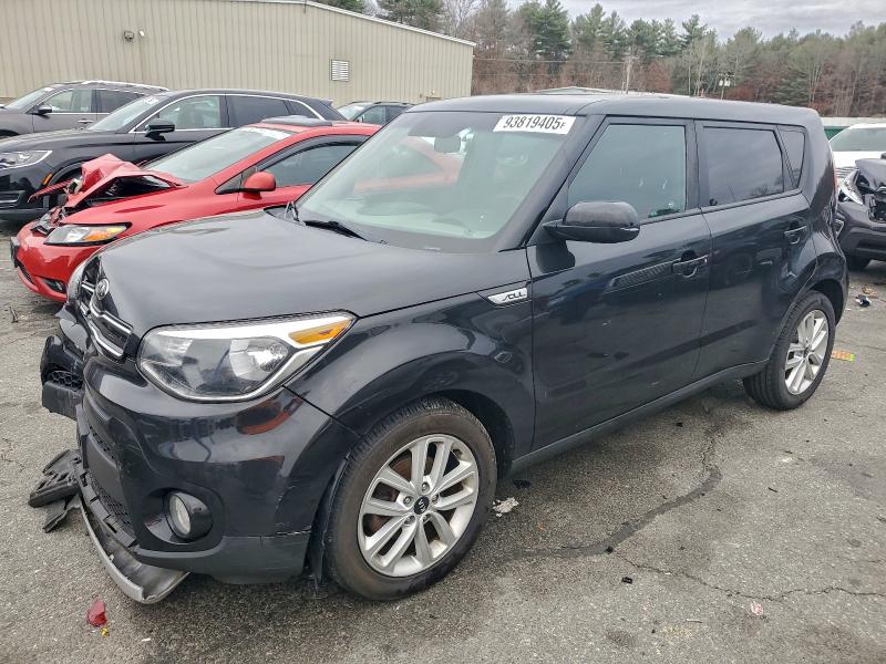 KIA SOUL + 2017 with VIN KNDJP3A55H7467378 - Photo from auction
