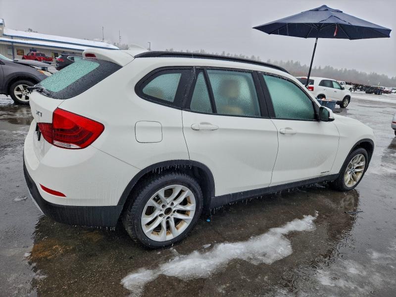 Photo 3 from auction – 2015 BMW X1 XDRIVE2 with VIN WBAVL1C54FVY36588