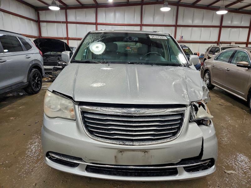Photo 5 from auction – 2012 CHRYSLER TOWN & COU with VIN 2C4RC1BG7CR313152