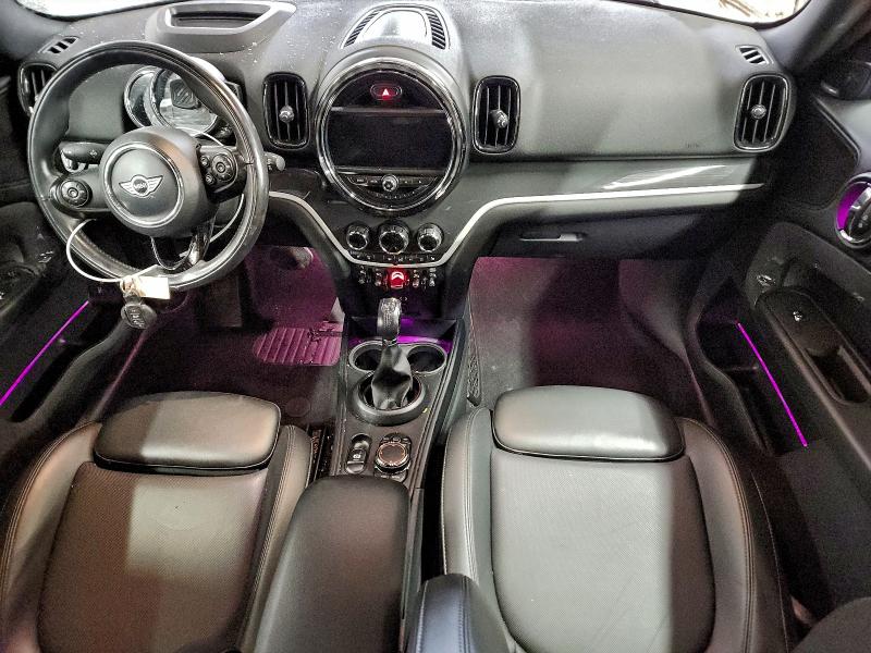 Photo 8 from auction – 2018 MINI COOPER S C with VIN WMZYT5C38J3E62046