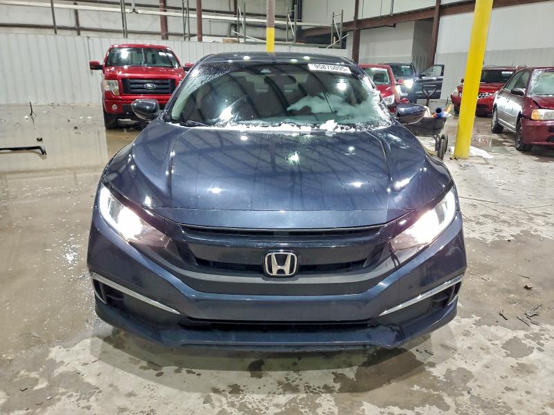 Photo 5 from auction – 2019 HONDA CIVIC with VIN 19XFC2F68KE050177