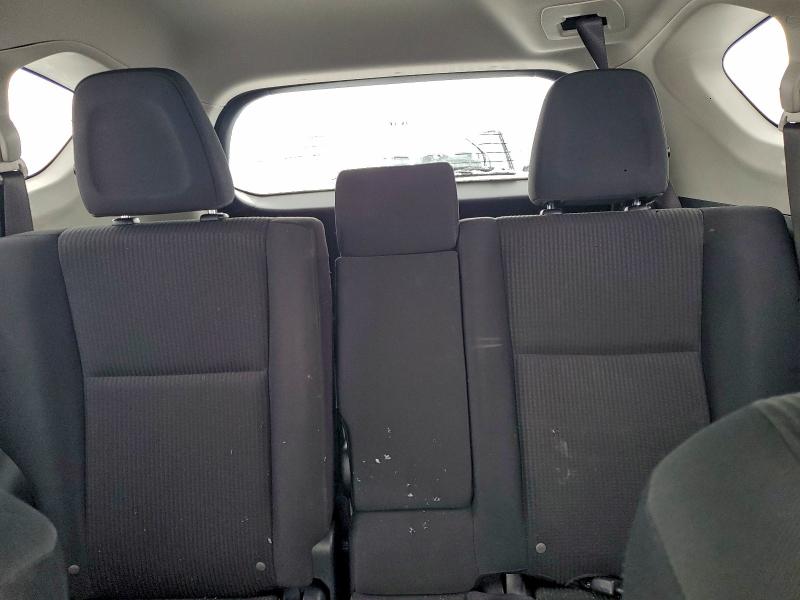 Photo 10 from auction – 2016 TOYOTA RAV4 LE with VIN JTMBFREVXGJ101020