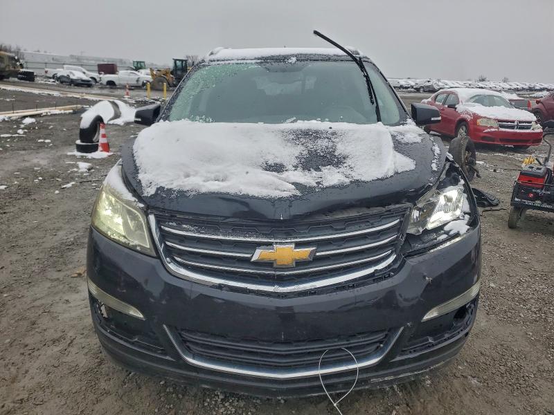 Photo 5 from auction – 2015 CHEVROLET TRAVERSE with VIN 1GNKRHKD9FJ136151