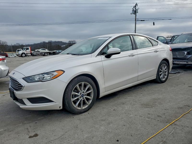 FORD FUSION SE 2017 with VIN 3FA6P0H77HR219594 - Photo from auction