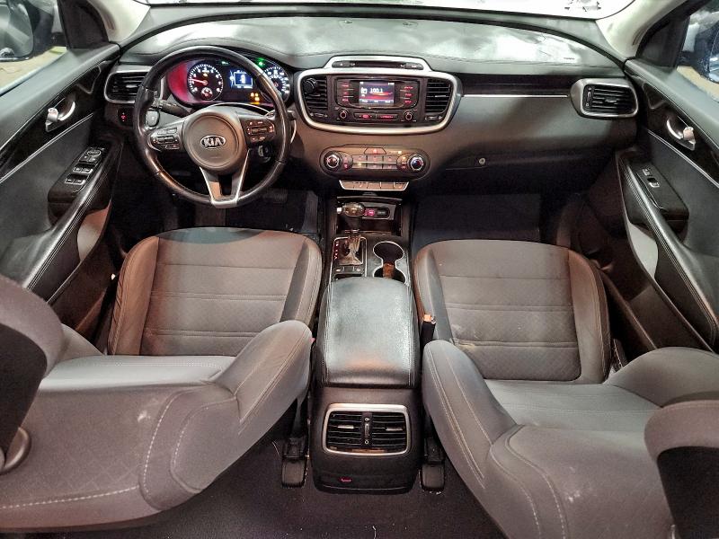 Photo 8 from auction – 2016 KIA SORENTO with VIN 5XYPG4A32GG076804
