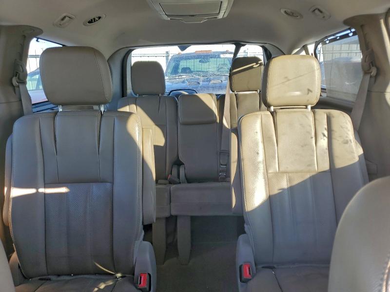 Photo 10 from auction – 2014 CHRYSLER TOWN & COU with VIN 2C4RC1CG8ER259426