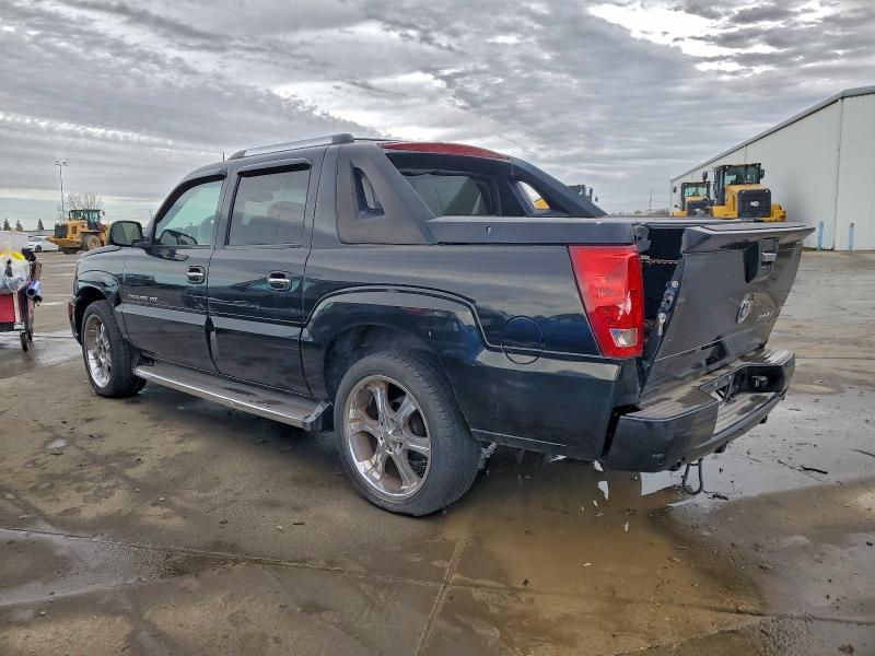 Photo 2 from auction – 2003 CADILLAC ESCALADE E with VIN 3GYEK63NX3G168216