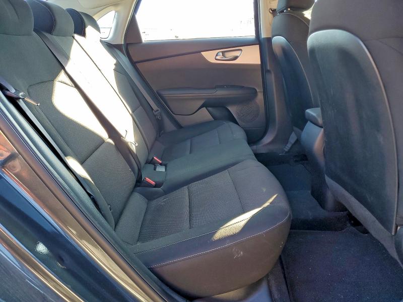 Photo 10 from auction – 2022 KIA FORTE FE with VIN 3KPF24AD4NE462170