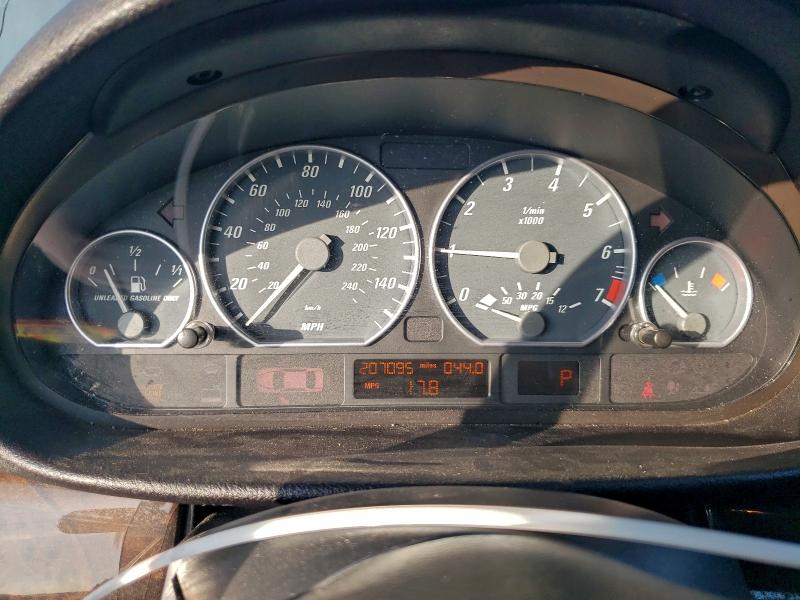 Photo 9 from auction – 2004 BMW 330 CI with VIN WBABD53474PL12383