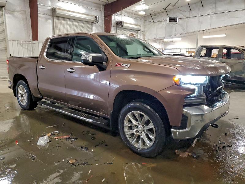 Photo 4 from auction – 2019 CHEVROLET SILVERADO with VIN 3GCUYGED0KG213544