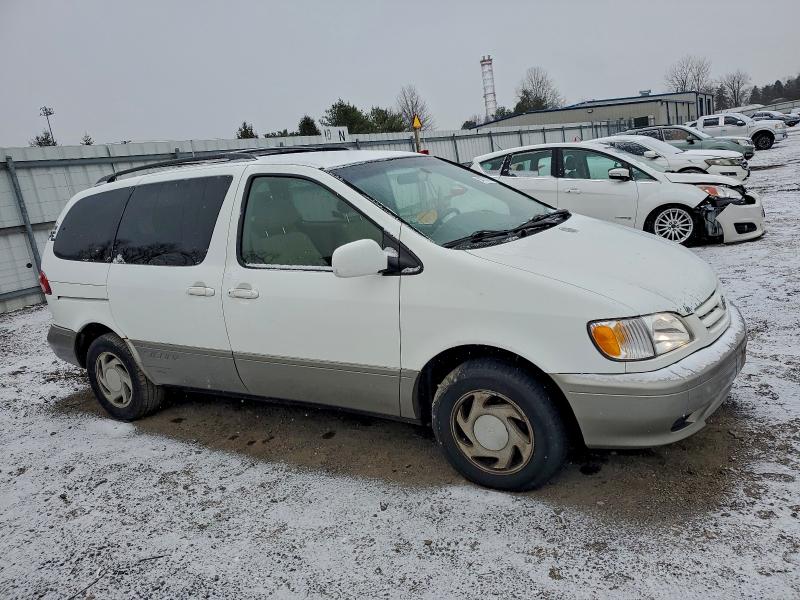 Photo 4 from auction – 2003 TOYOTA SIENNA with VIN 4T3ZF13C93U534499
