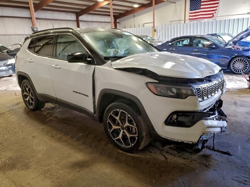 Photo 4 from auction – 2025 JEEP COMPASS with VIN 3C4NJDCN0ST502076