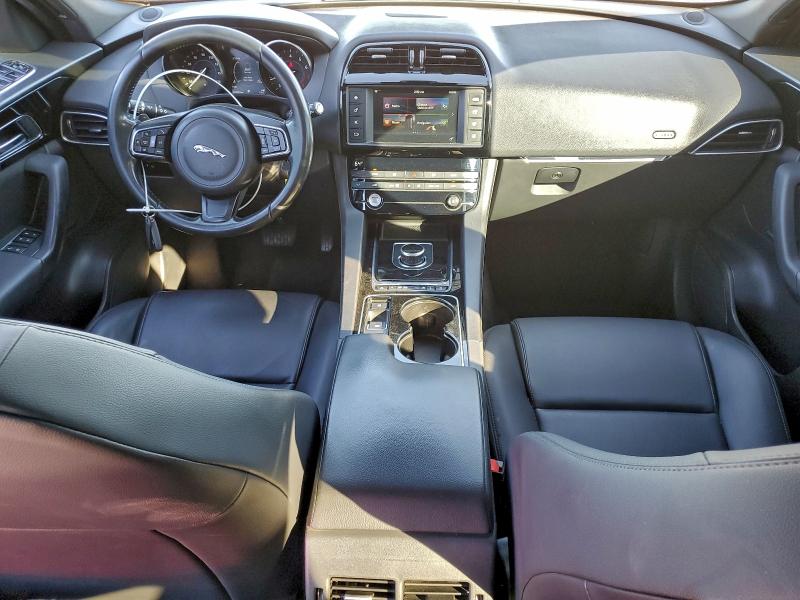 Photo 8 from auction – 2017 JAGUAR F-PACE PRE with VIN SADCJ2BV9HA084618