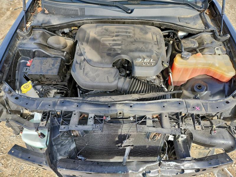 Photo 11 from auction – 2015 CHRYSLER 300 LIMITE with VIN 2C3CCARG6FH884528
