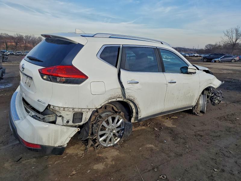 Photo 3 from auction – 2017 NISSAN ROGUE S with VIN KNMAT2MV0HP564344