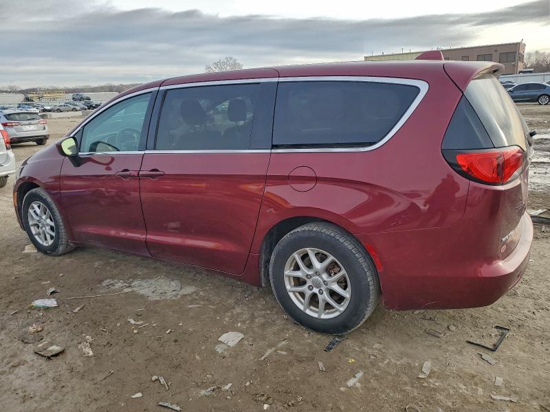 Photo 2 from auction – 2017 CHRYSLER PACIFICA L with VIN 2C4RC1CG6HR594172