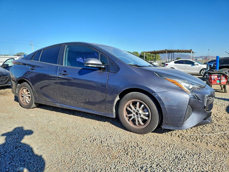 Photo 4 from auction – 2016 TOYOTA PRIUS with VIN JTDKBRFU8G3018627