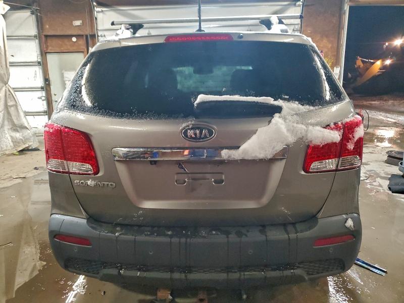 Photo 6 from auction – 2011 KIA SORENTO BA with VIN 5XYKT4A10BG093002
