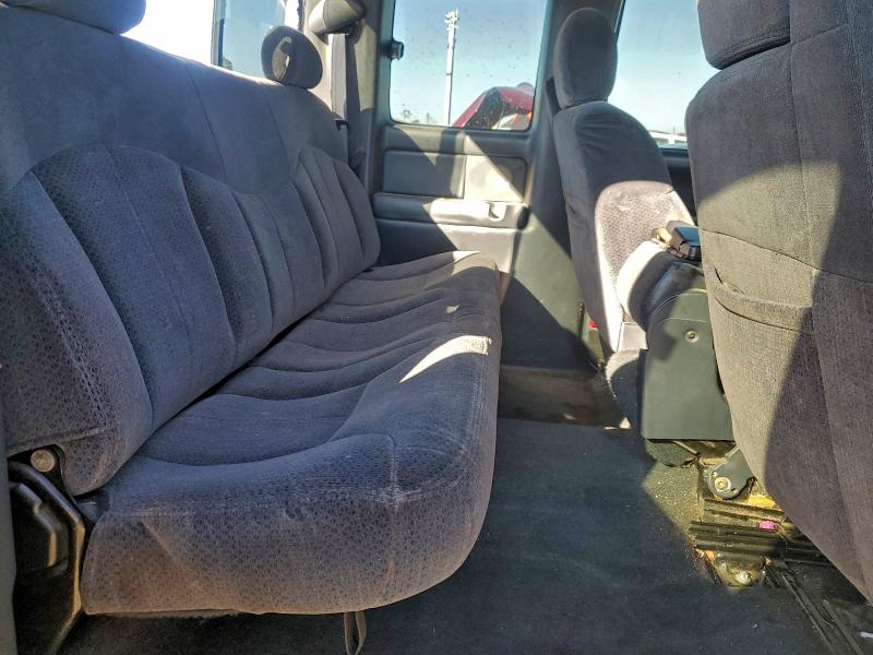 Photo 10 from auction – 1999 CHEVROLET SILVERADO with VIN 2GCEC19T2X1276971