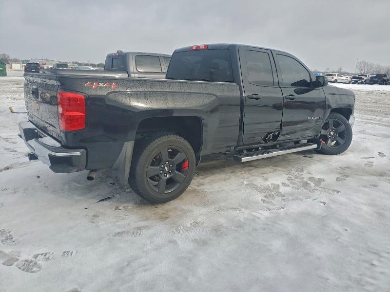 Photo 3 from auction – 2018 CHEVROLET SILVERADO with VIN 1GCVKREC0JZ237513