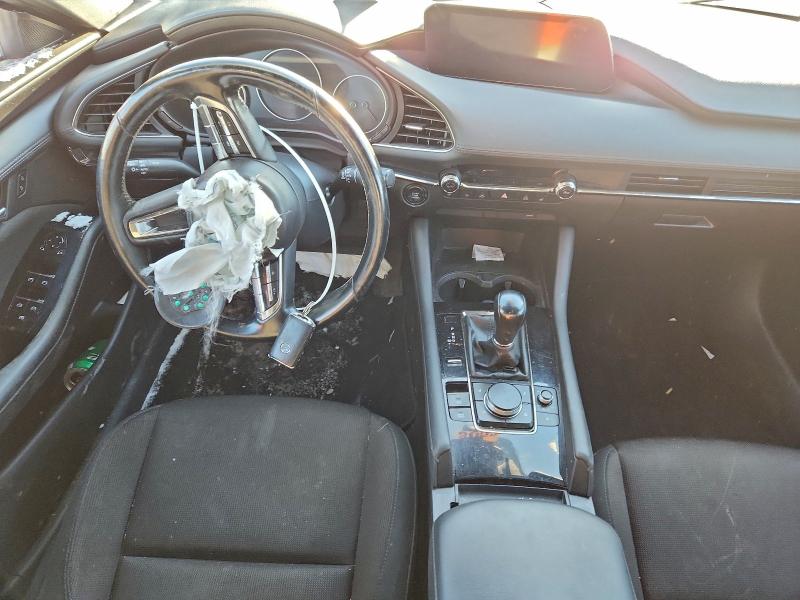 Photo 8 from auction – 2020 MAZDA 3 with VIN JM1BPBLM7L1176038