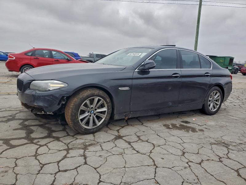 BMW 528 I 2016 with VIN WBA5A5C56GG352537 - Photo from auction