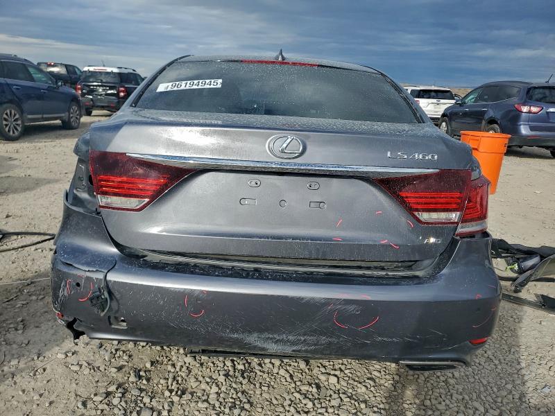 Photo 6 from auction – 2014 LEXUS LS 460 with VIN JTHCL5EF2E5020371