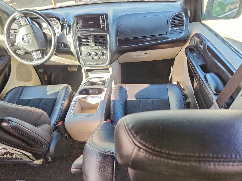 Photo 8 from auction – 2017 DODGE GRAND CARA with VIN 2C4RDGCG4HR825781