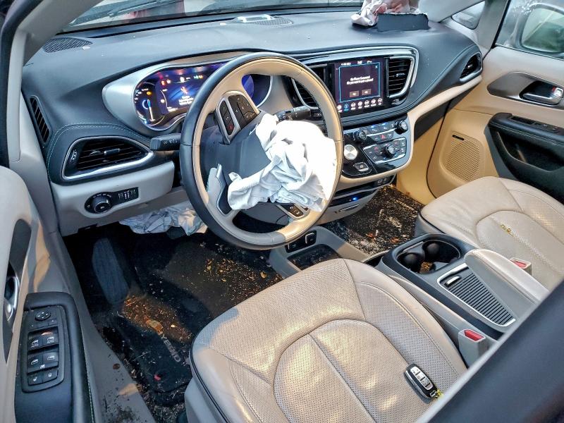 Photo 8 from auction – 2018 CHRYSLER PACIFICA H with VIN 2C4RC1N78JR116130