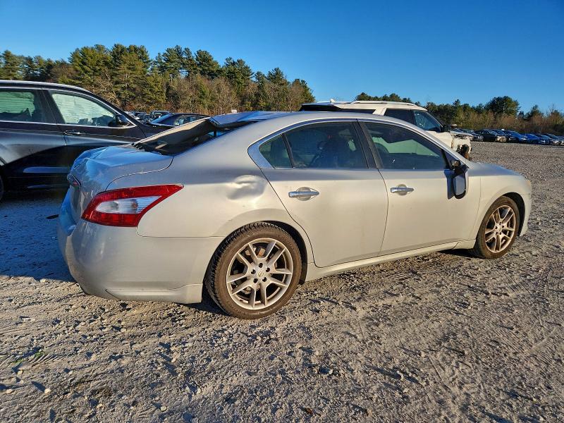 Photo 3 from auction – 2010 NISSAN MAXIMA S with VIN 1N4AA5AP6AC830384