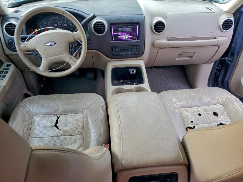 Photo 8 from auction – 2004 FORD EXPEDITION with VIN 1FMRU17W64LA14920