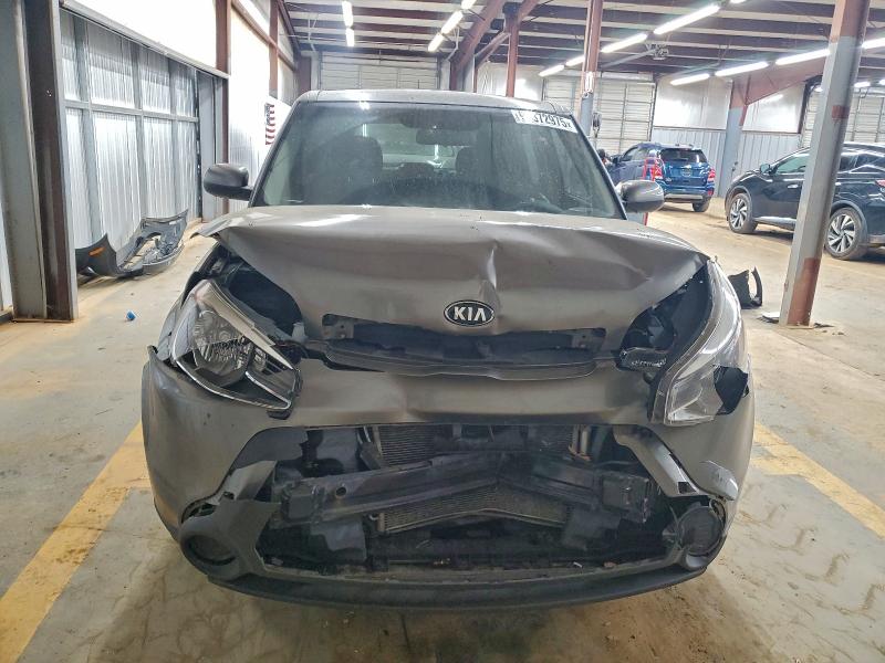 Photo 5 from auction – 2016 KIA SOUL with VIN KNDJN2A29G7384363